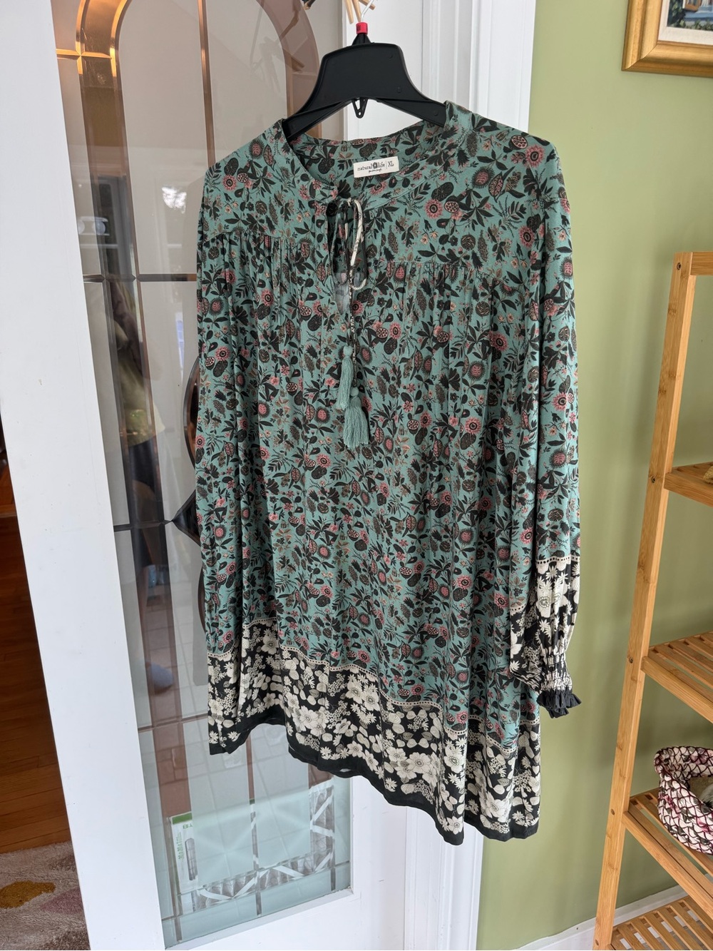 Natural Life  XL dress/ tunic.  Green Floral NWOT